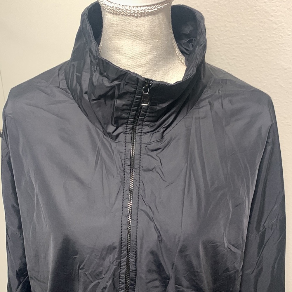 Hugo Boss light jacket - Picture 2 of 9